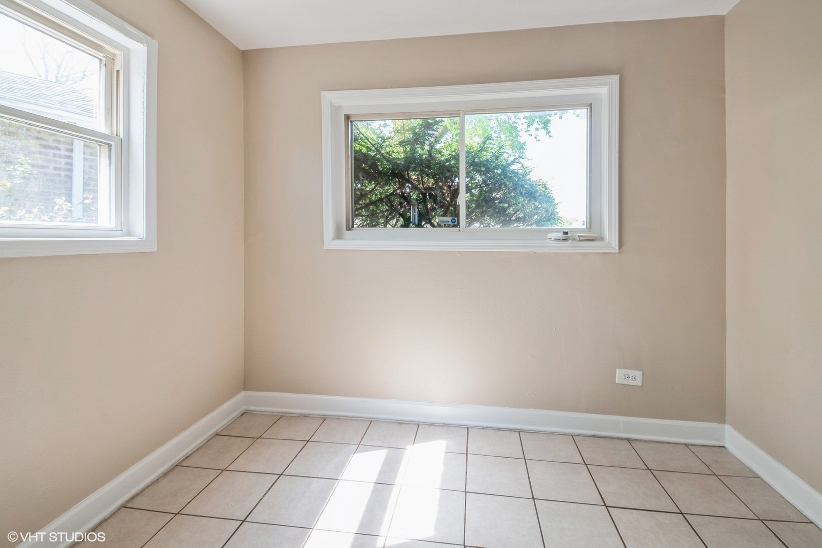 Property Photo: 10247 S Van Vlissingen Road IL 60617