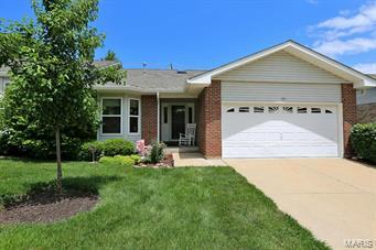 195 Southern Oaks Drive  St Charles MO 63303 photo