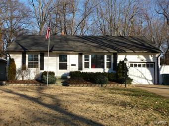 Property Photo: 834 Poinsetta MO 63122