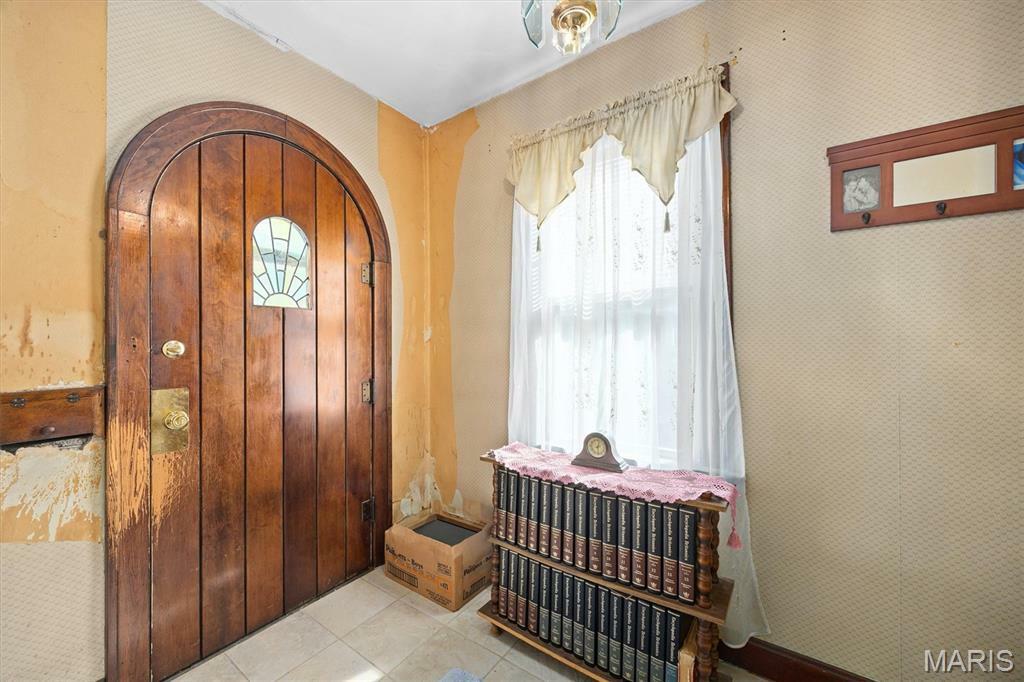 Property Photo: 427 S 13th Street IL 62220