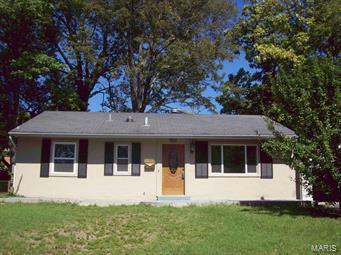 Property Photo: 822 Hawkins Court MO 63126