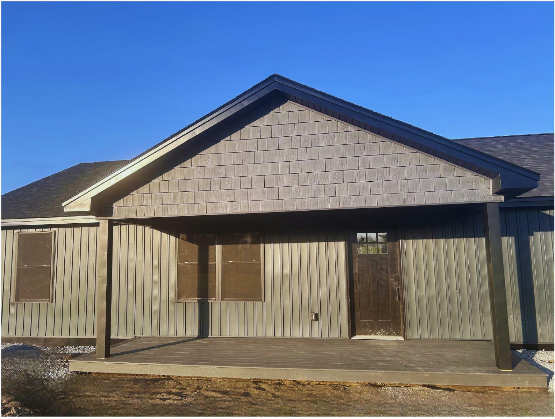 Property Photo: 38 Bartlett Cove Drive ME 04474