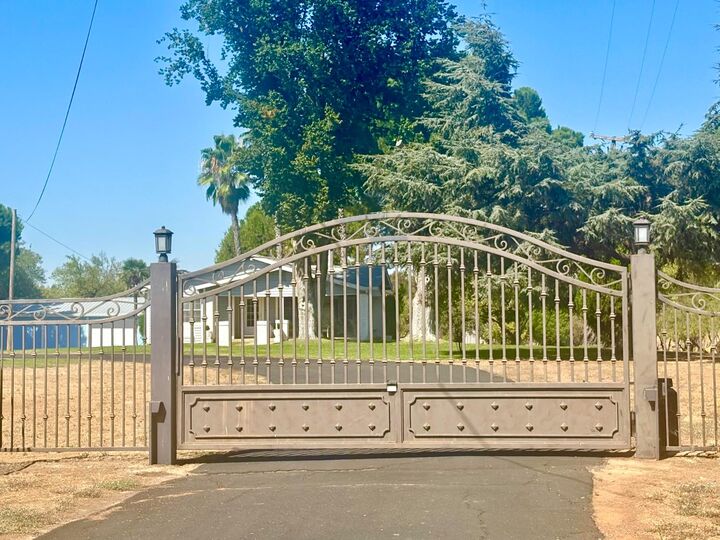 Property Photo:  3510 Vineyard Road  CA 95747 