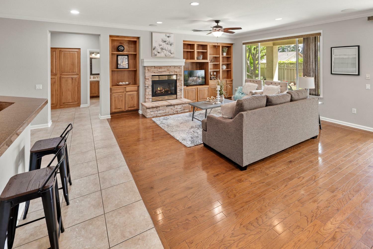 Property Photo: 383 Shepherds Court CA 95648