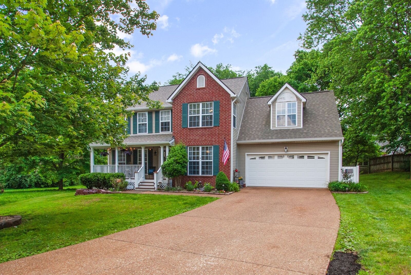 Property Photo:  2128 Kenowick Ct  TN 37174 