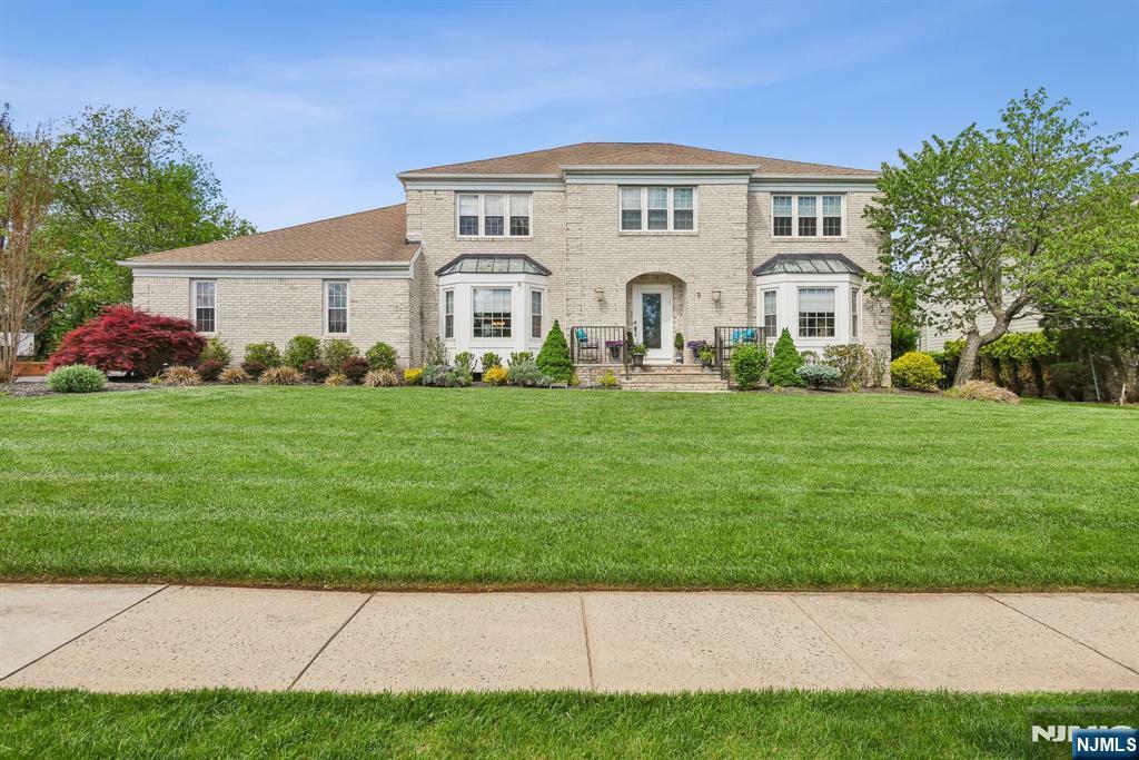 9 Silver Spring Court  East Hanover Twp NJ 07936 photo