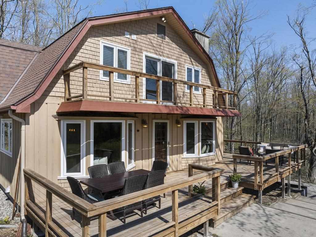 4560 Heynig  Harbor Springs MI 49740 photo
