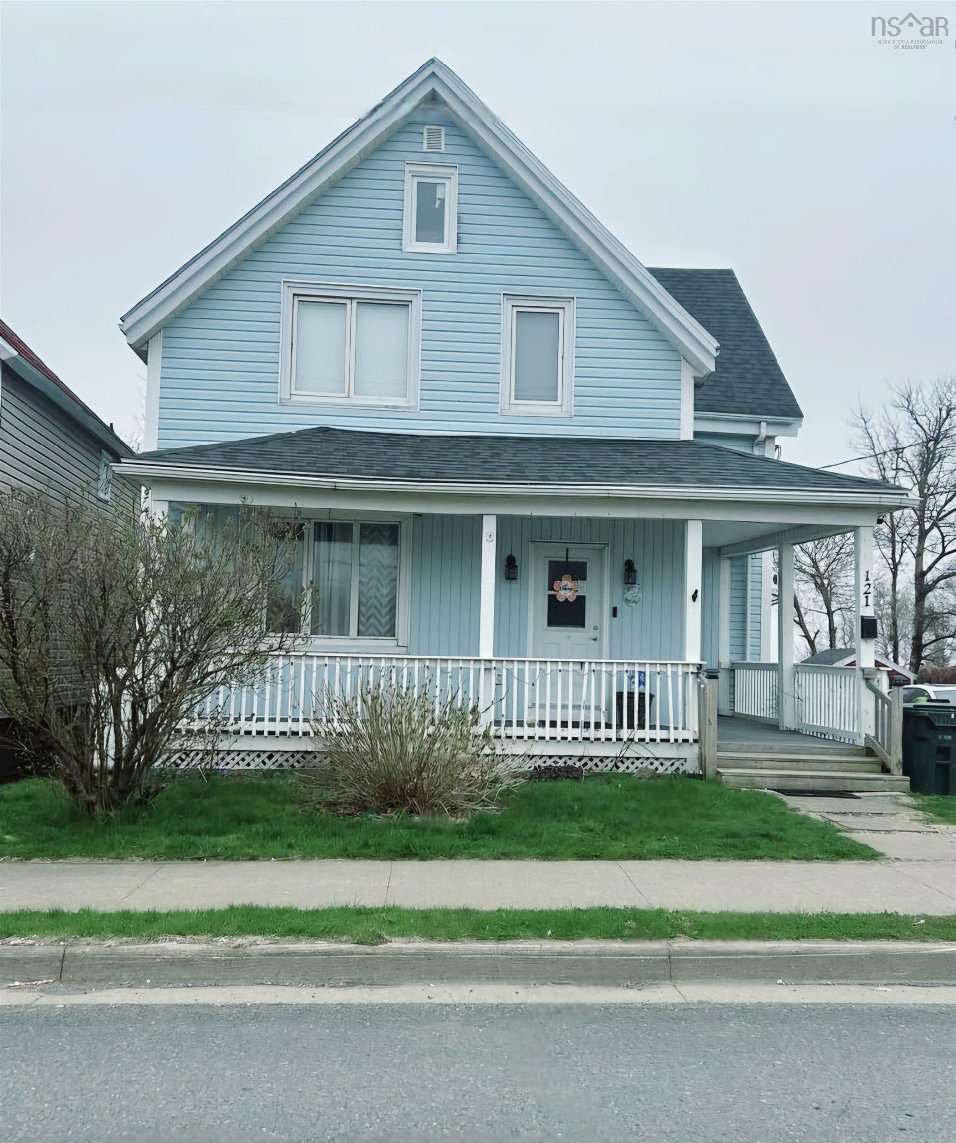 121 Victoria St  Glace Bay NS B1A 2Z7 photo