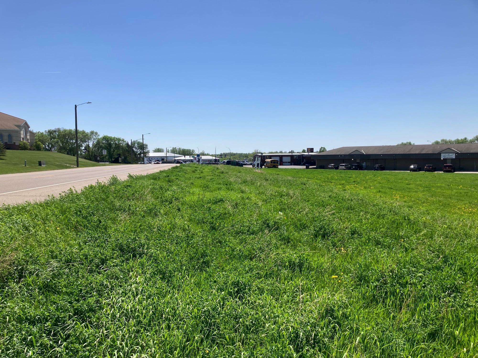 Property Photo: 1241 College Way MN 56537