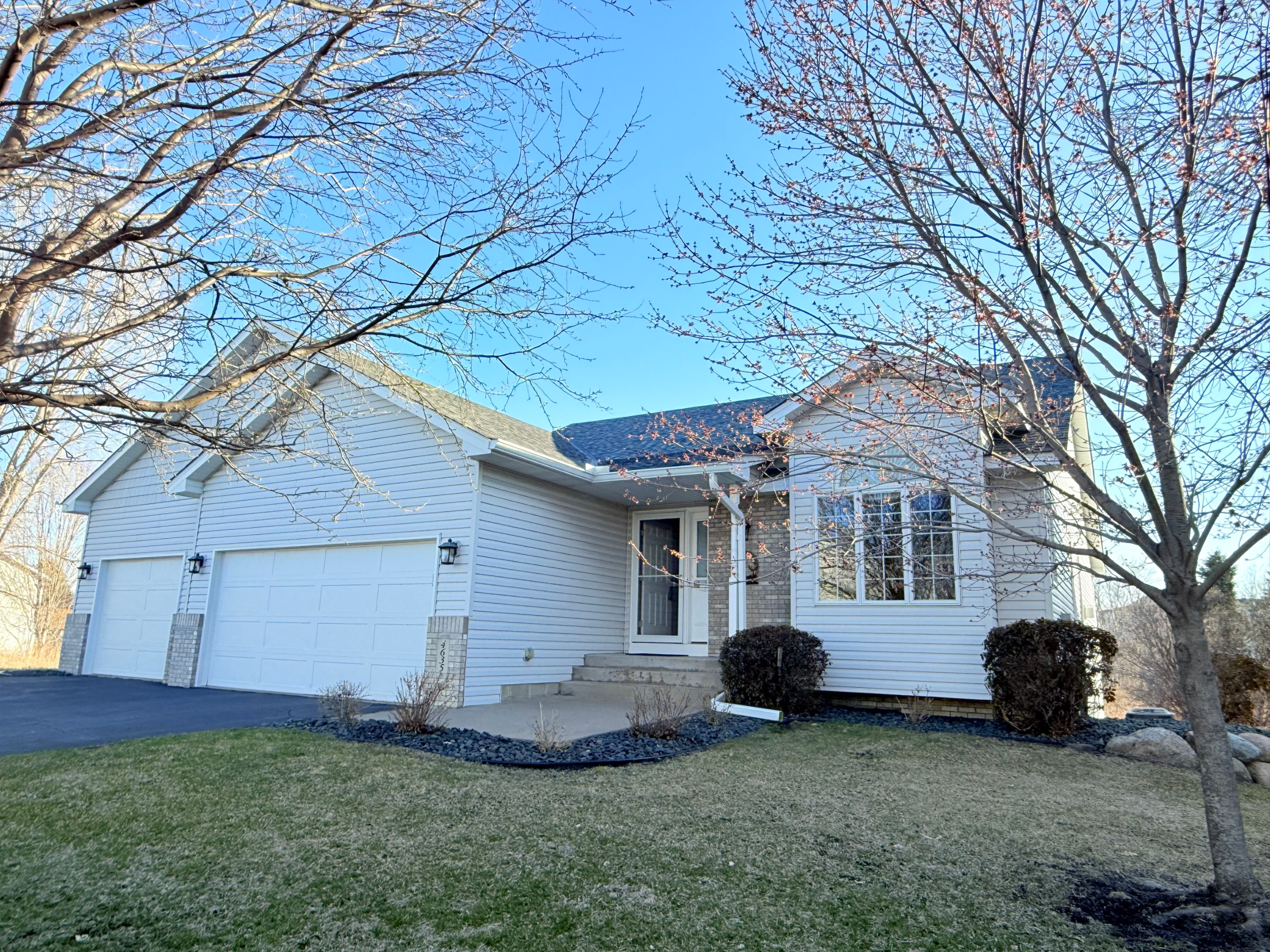 4635 19th Street SW  Forest Lake MN 55025 photo