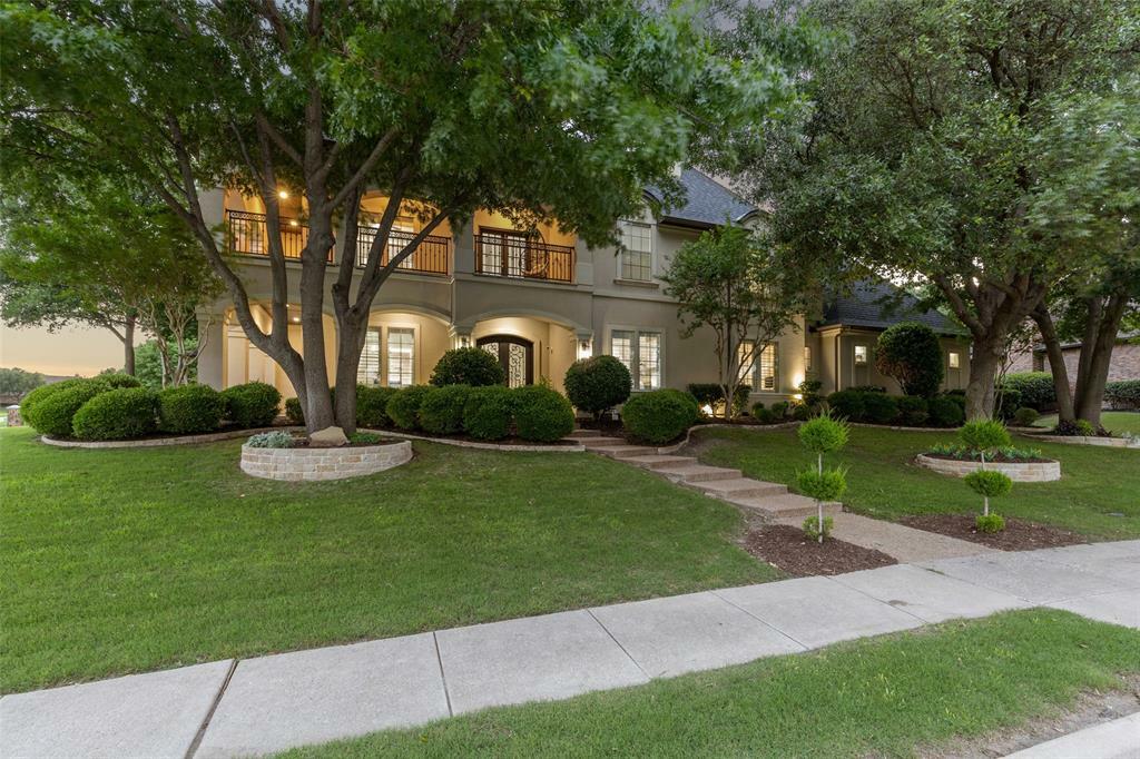 Property Photo: 1104 Windsor Drive TX 75072