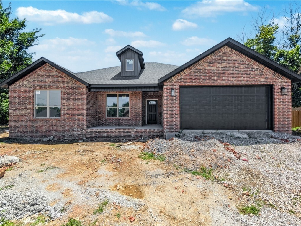 Property Photo: 10 Olmsted Circle AR 72715