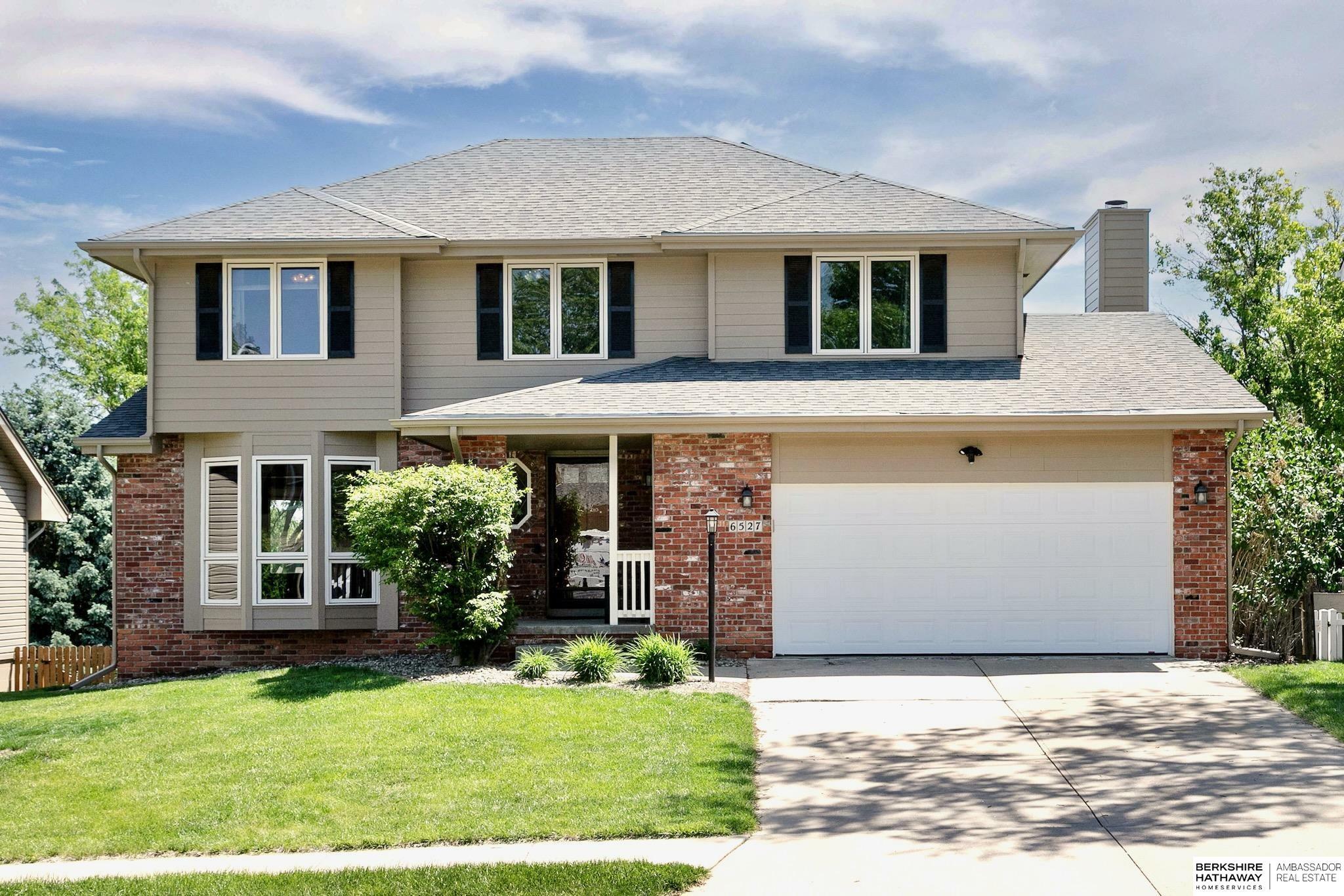 6527 N 106th Street  Omaha NE 68122 photo
