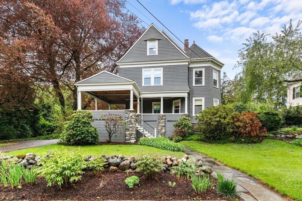 Property Photo:  5 Winthrop Road  MA 02421 