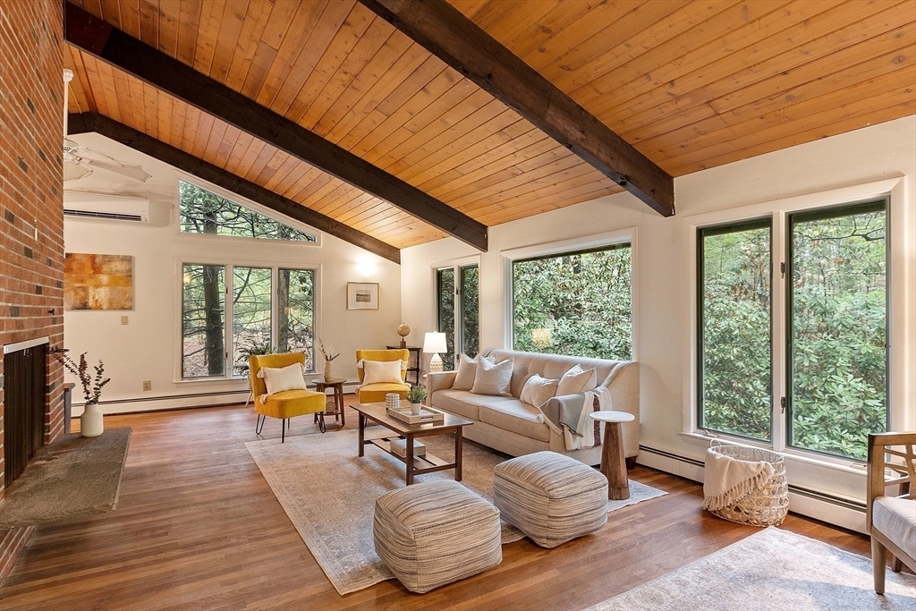 Property Photo:  8 Deerfoot Trail  MA 01451 