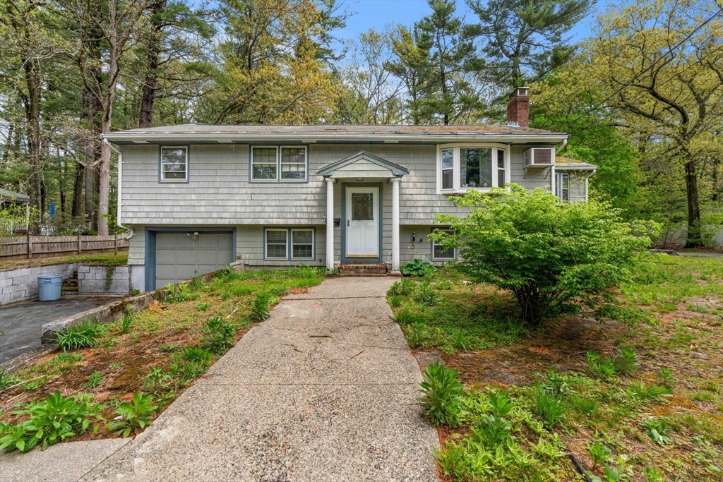 428 Foster Rd  Tewksbury MA 01876 photo