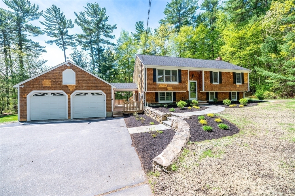 Property Photo: 1361 Main St (Aka 6 Kimberly Ct) MA 02050