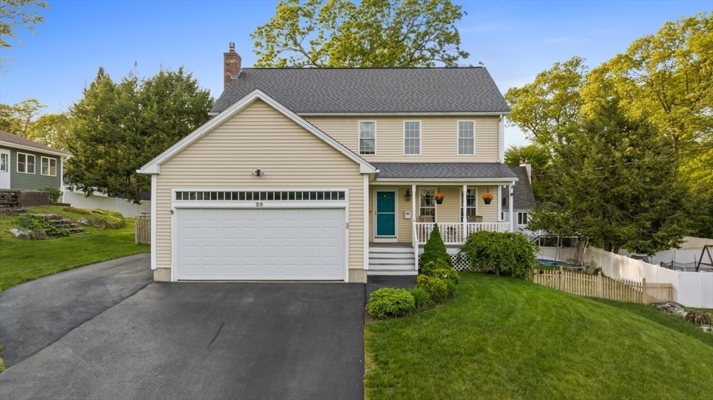 Property Photo: 20 Briarcliff Dr MA 01501