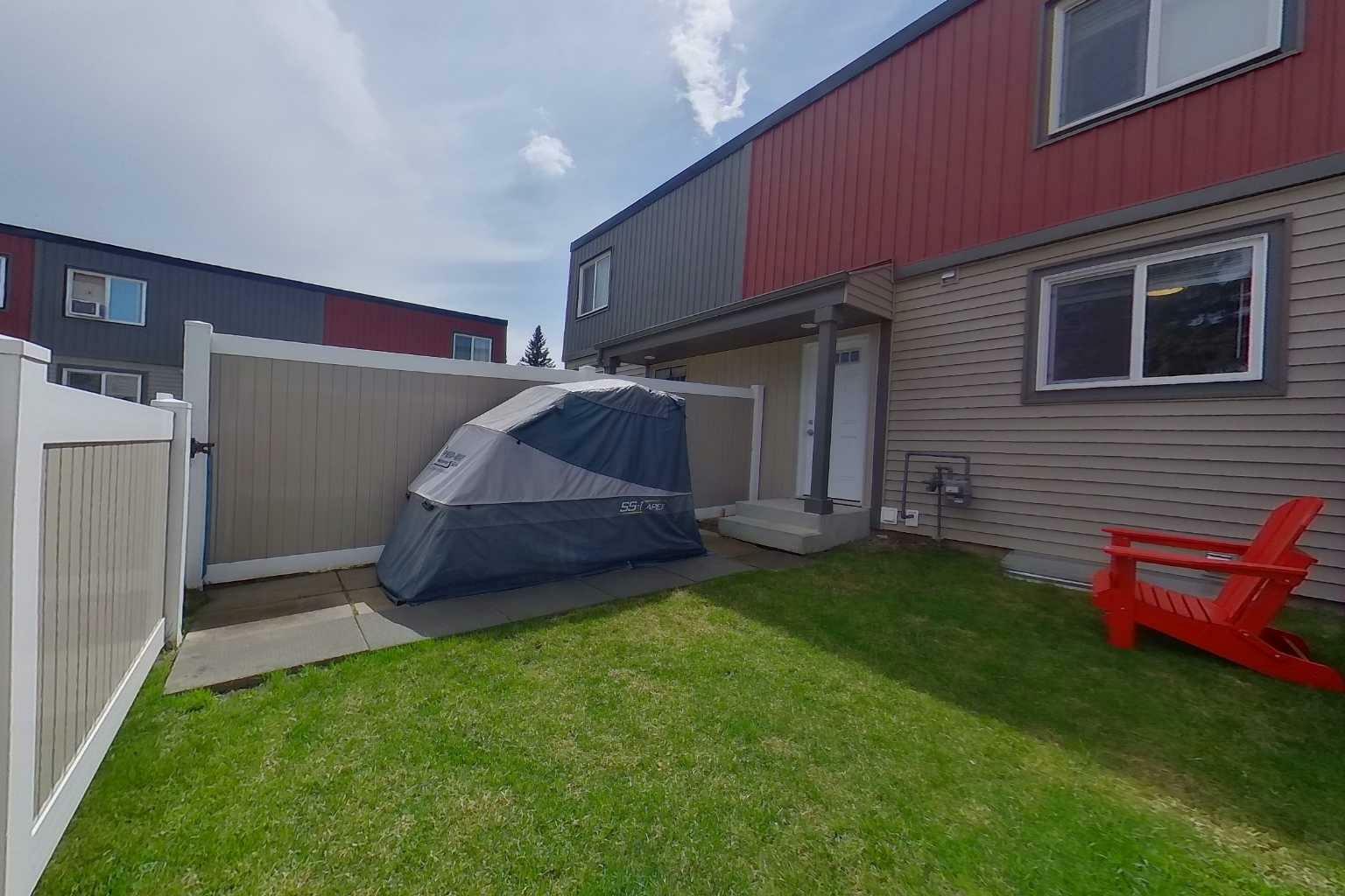 Property Photo: 608 Main Street NW 18 AB T0G 2A1
