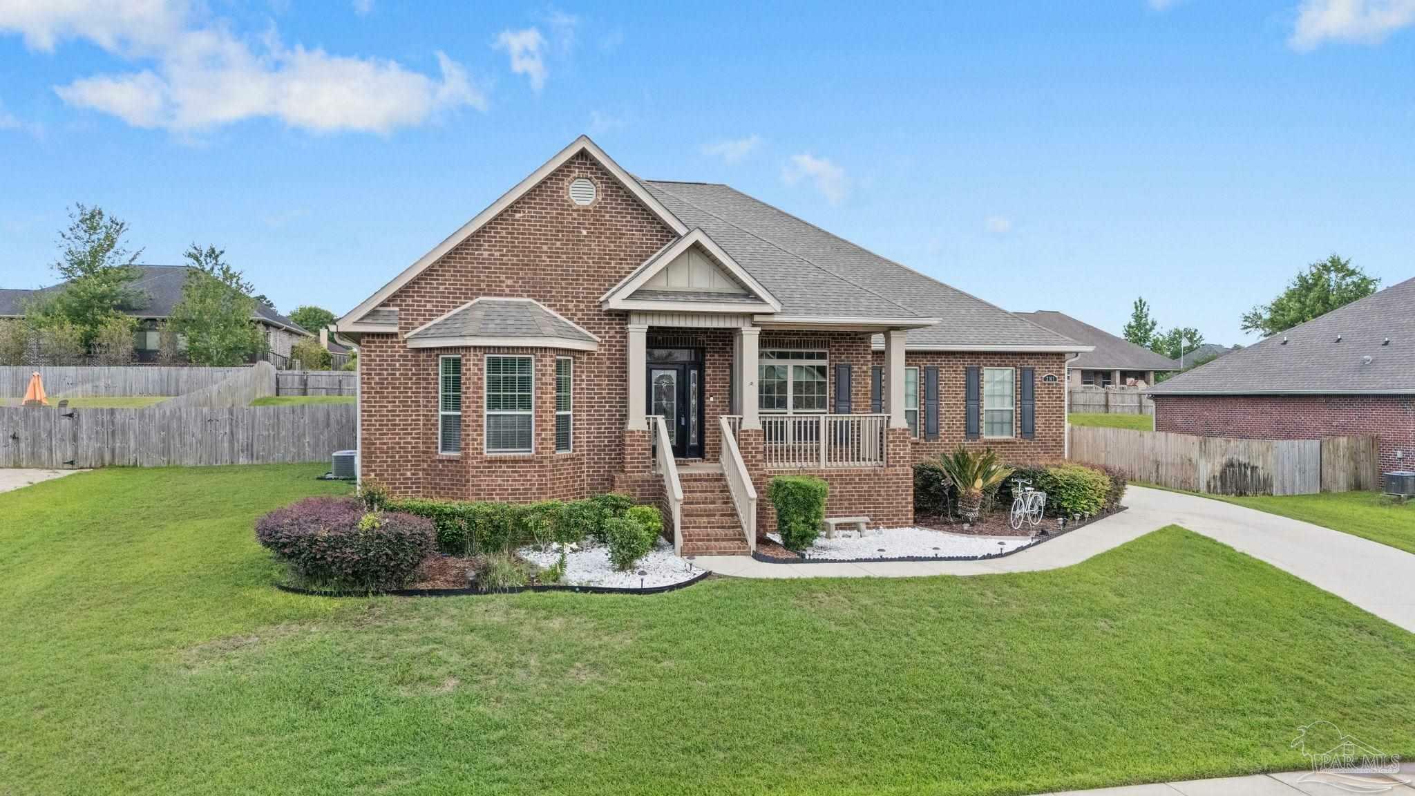 Property Photo: 2167 Paddlewheel Way FL 32533