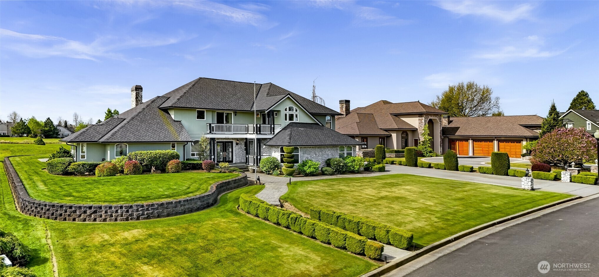 Property Photo: 325 Island Green Way WA 98264