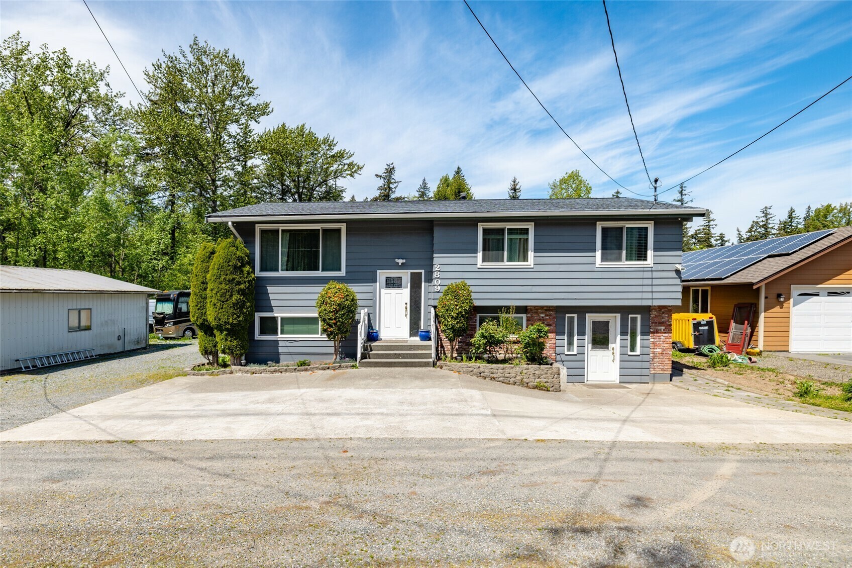 Property Photo:  2809 E Sunset  WA 98226 