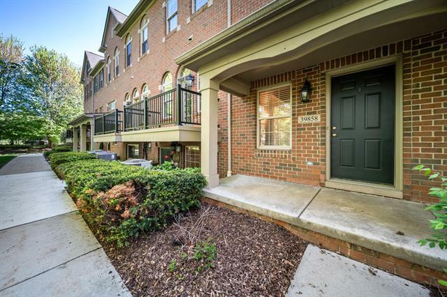 39858 Rockcrest Circle  Northville Twp MI 48168 photo