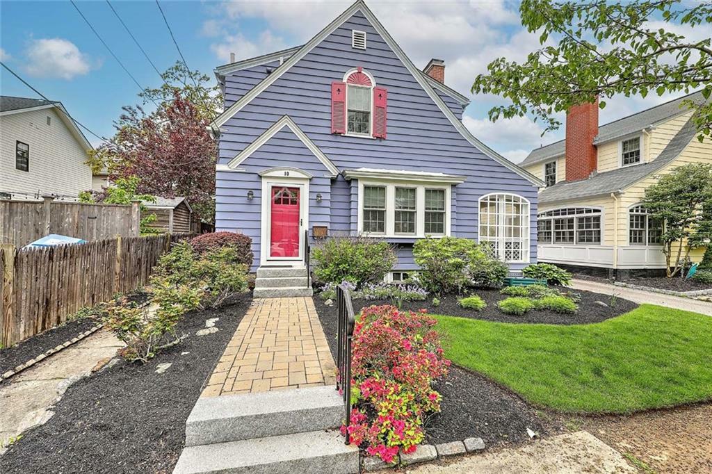Property Photo:  10 Clarendon Avenue  RI 02906 