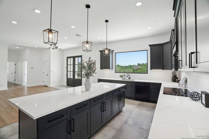 Property Photo:  166 Magnolia Mdw  TX 78133