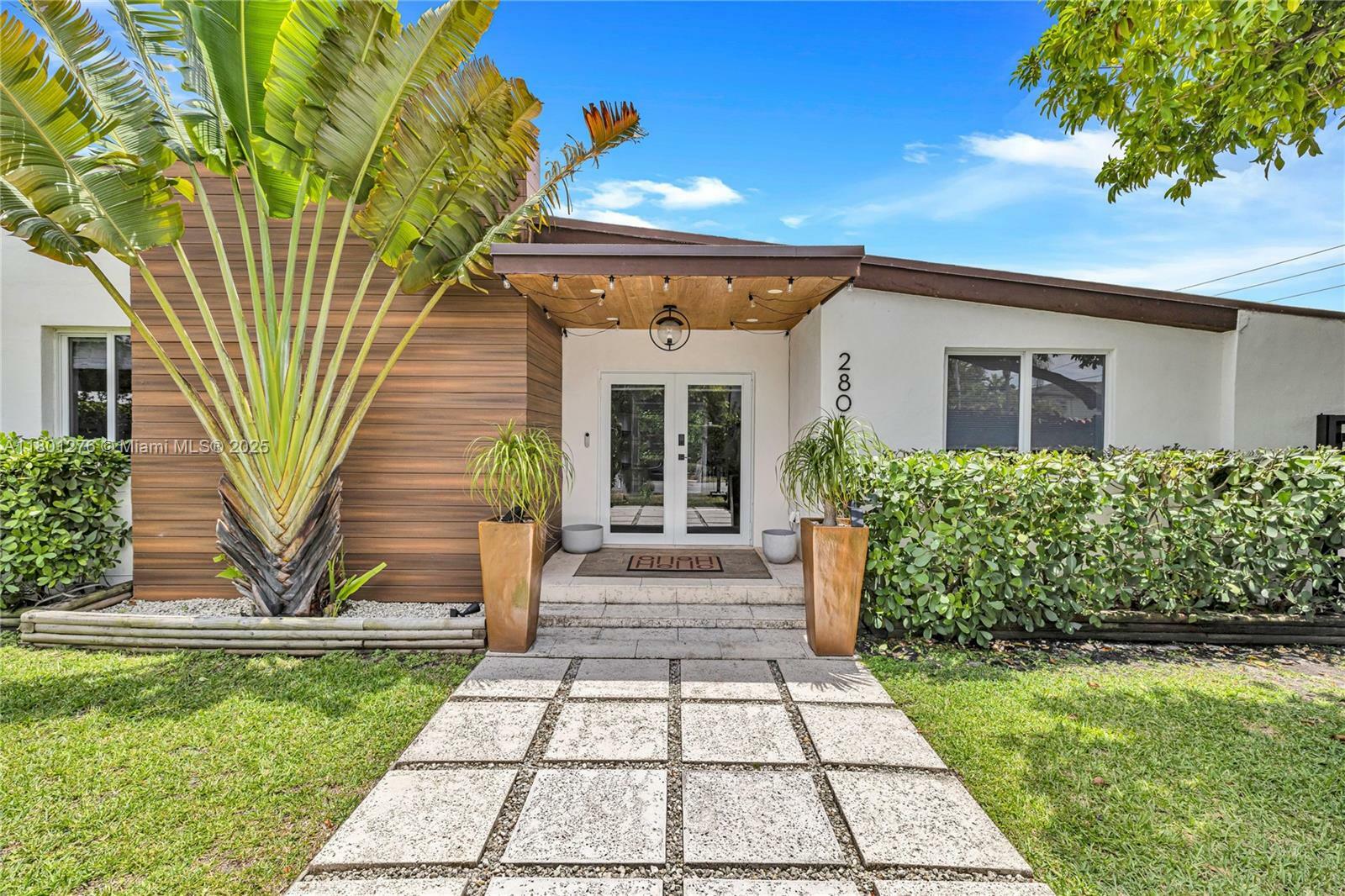 2801 SW 64th Ave  Miami FL 33155 photo
