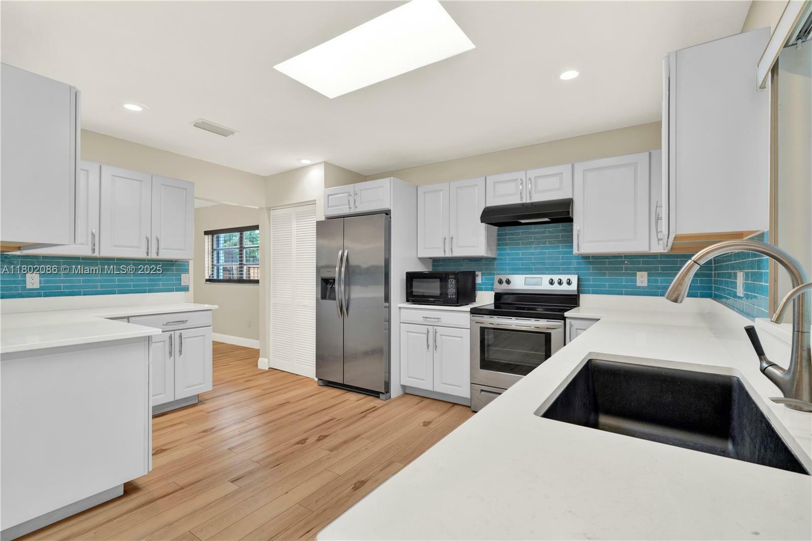1575 N Goldeneye Ln  Homestead FL 33035 photo