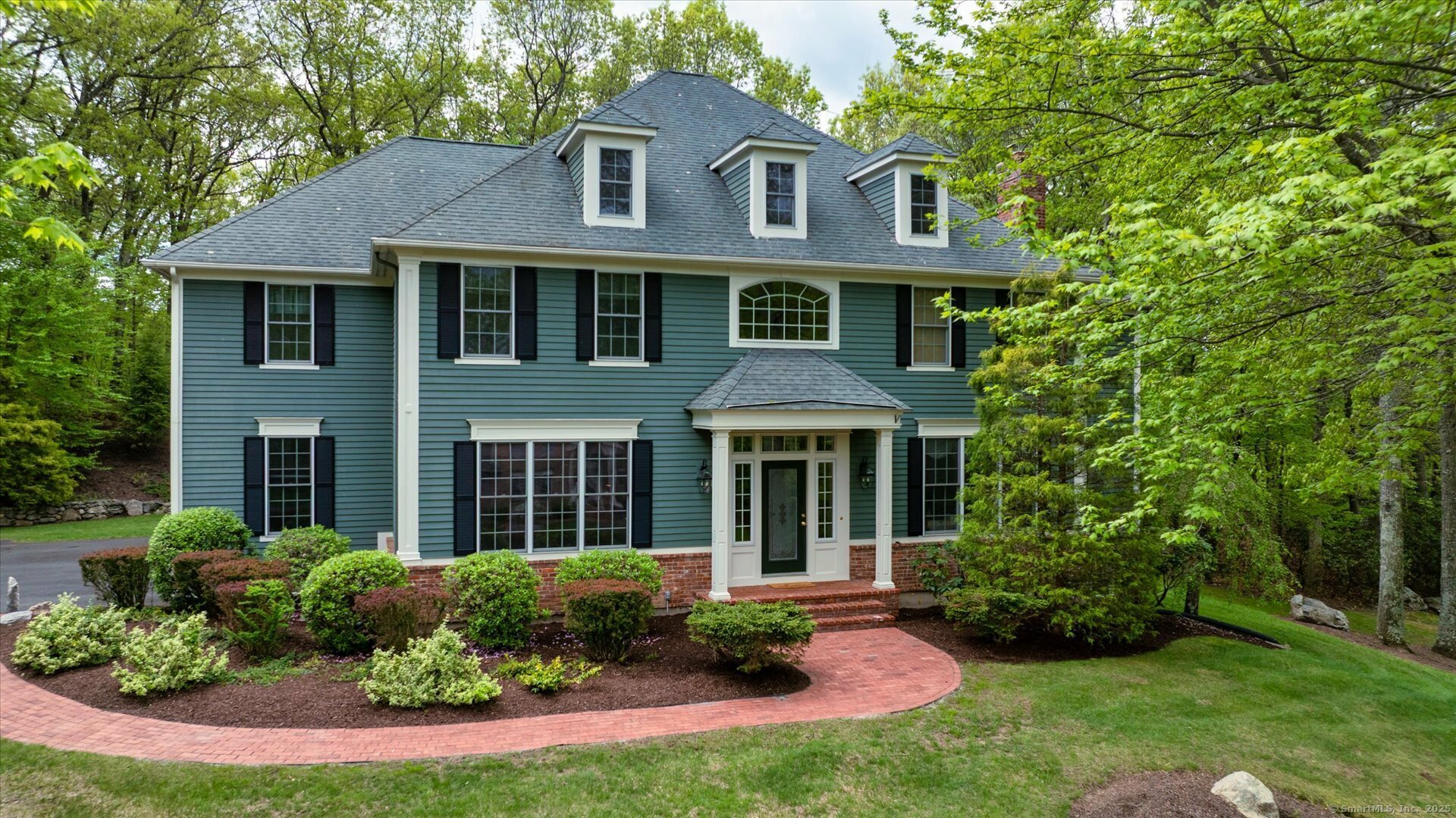 Property Photo: 151 Kingswood Drive CT 06001