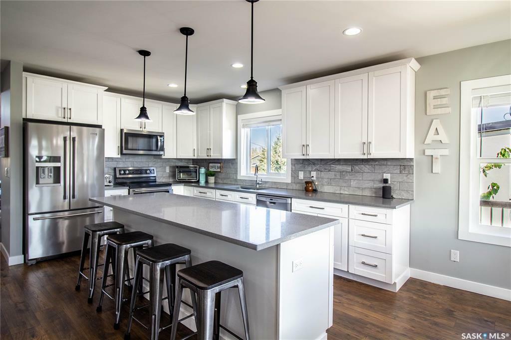 Property Photo: 708 Bertsch Place SK S0M 1X0