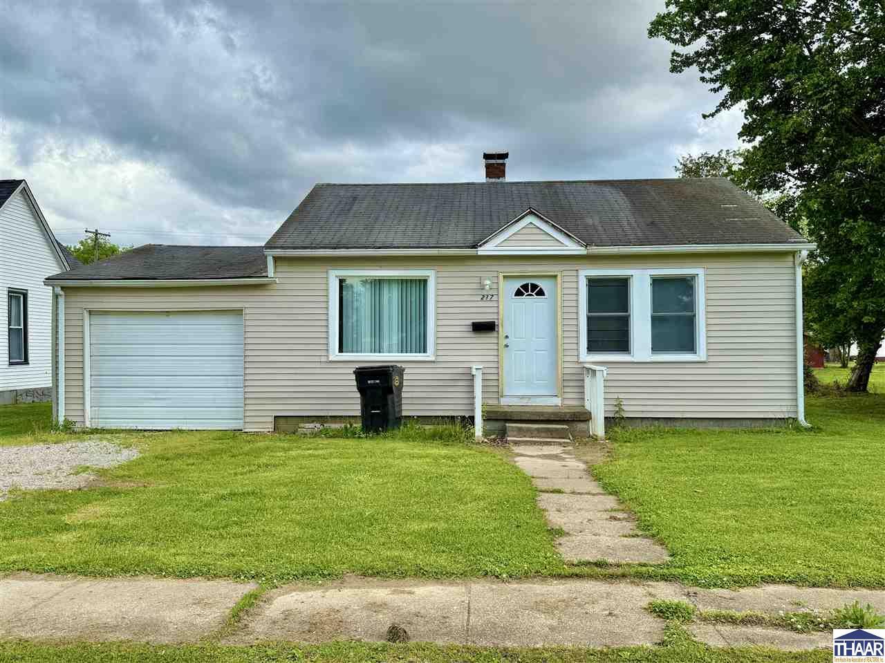 Property Photo: 217 W Broadway Street IN 47879