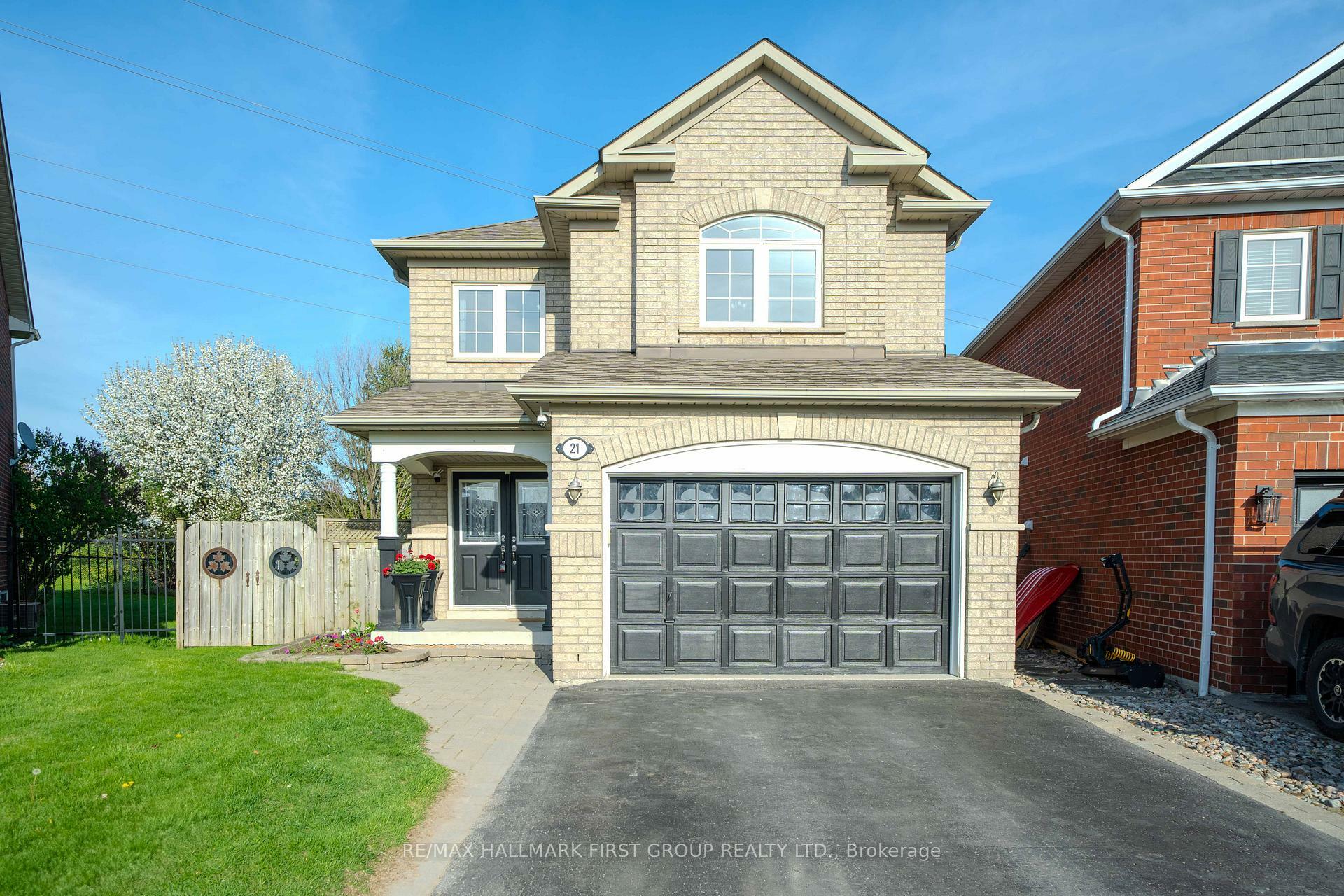 Property Photo: 21 Arlston Court ON L1R 3C2