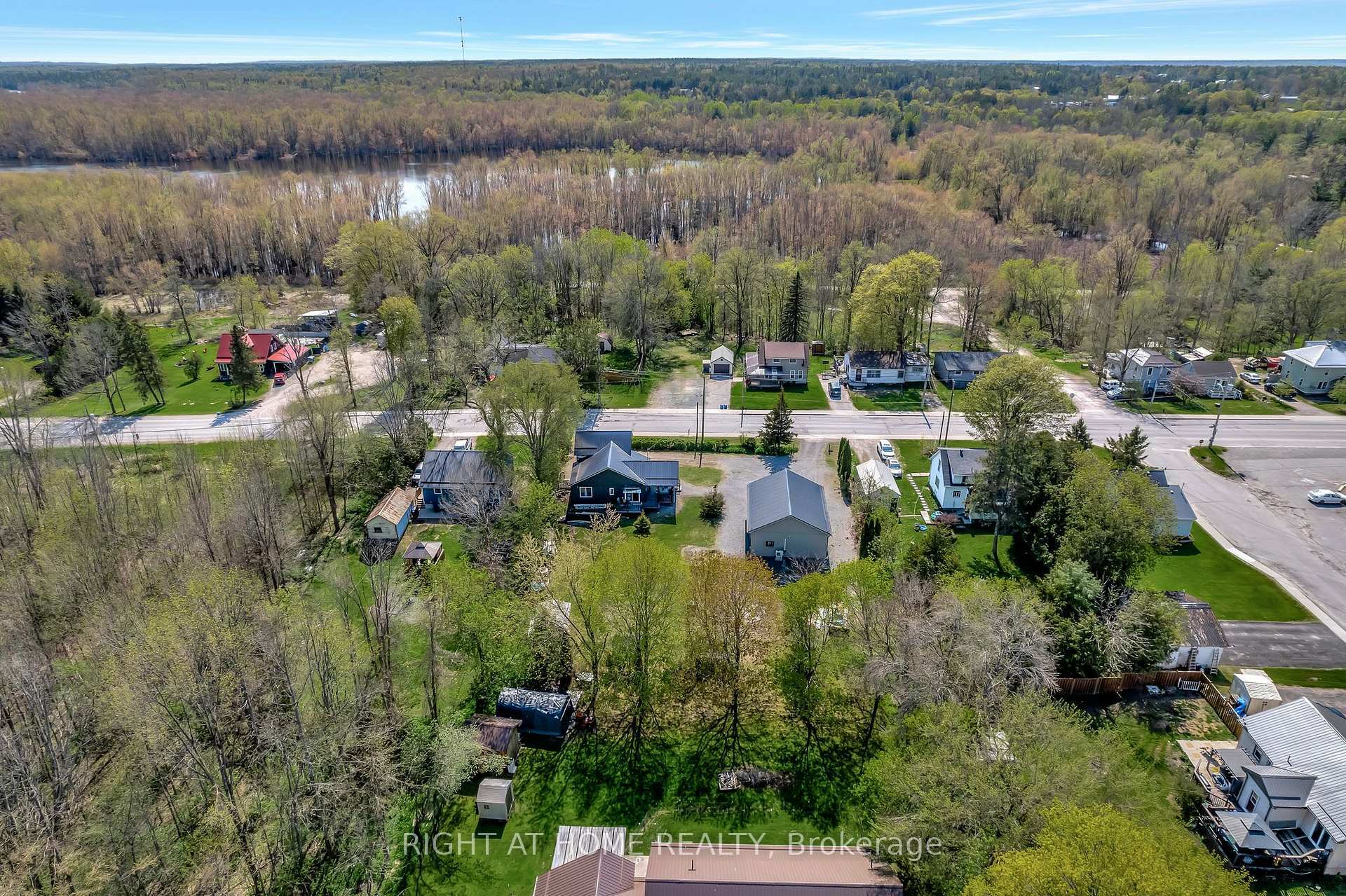 Property Photo: 108 Forsyth Street ON K0K 2M0