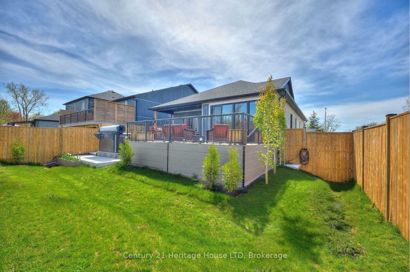 Property Photo: 1050 Kettle Court ON L2A 0E7