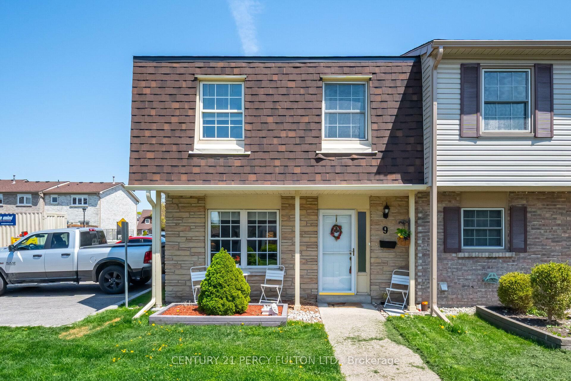 Photo de la propriété: 580 Eyer Drive 9 ON L1W 3B7