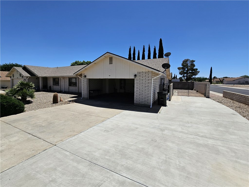 Property Photo: 1000 Canyon Hills Road AZ 86409