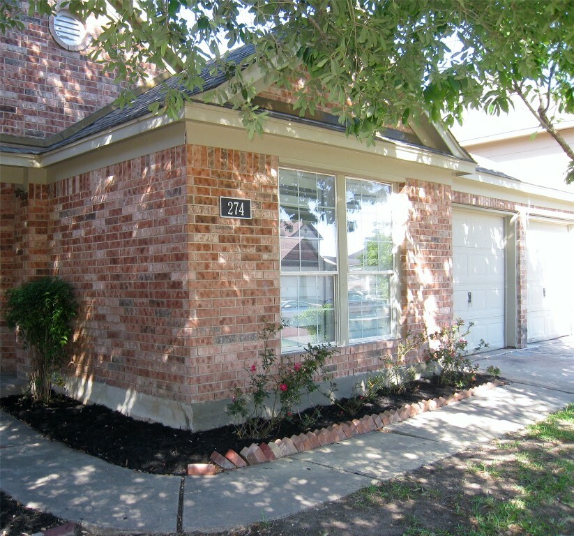 Property Photo: 274 Spring Drive TX 78640