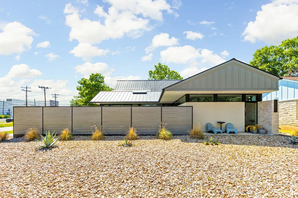Property Photo: 2201 Euclid Avenue TX 78704