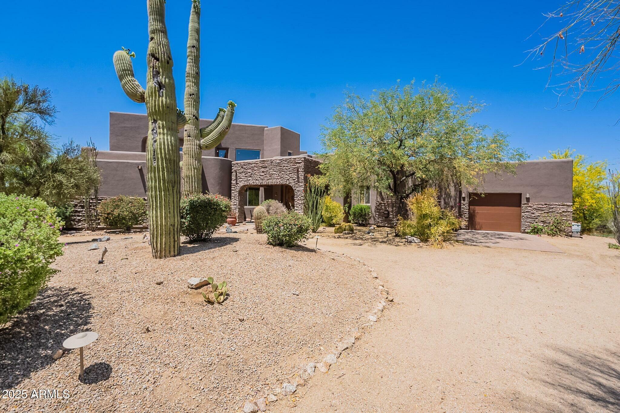 8606 E Arroyo Seco Road  Scottsdale AZ 85266 photo