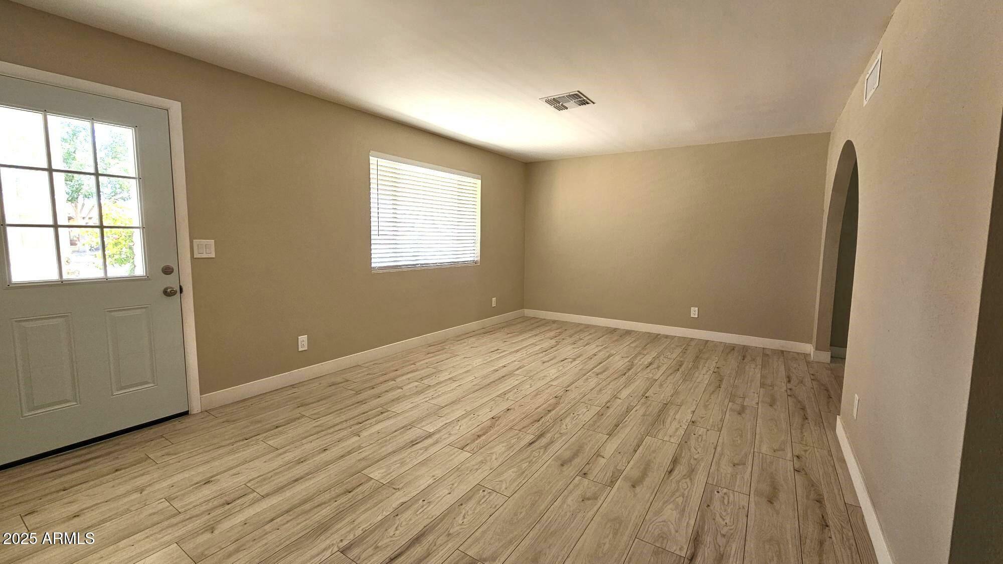 Property Photo: 2548 E Encanto Street AZ 85213