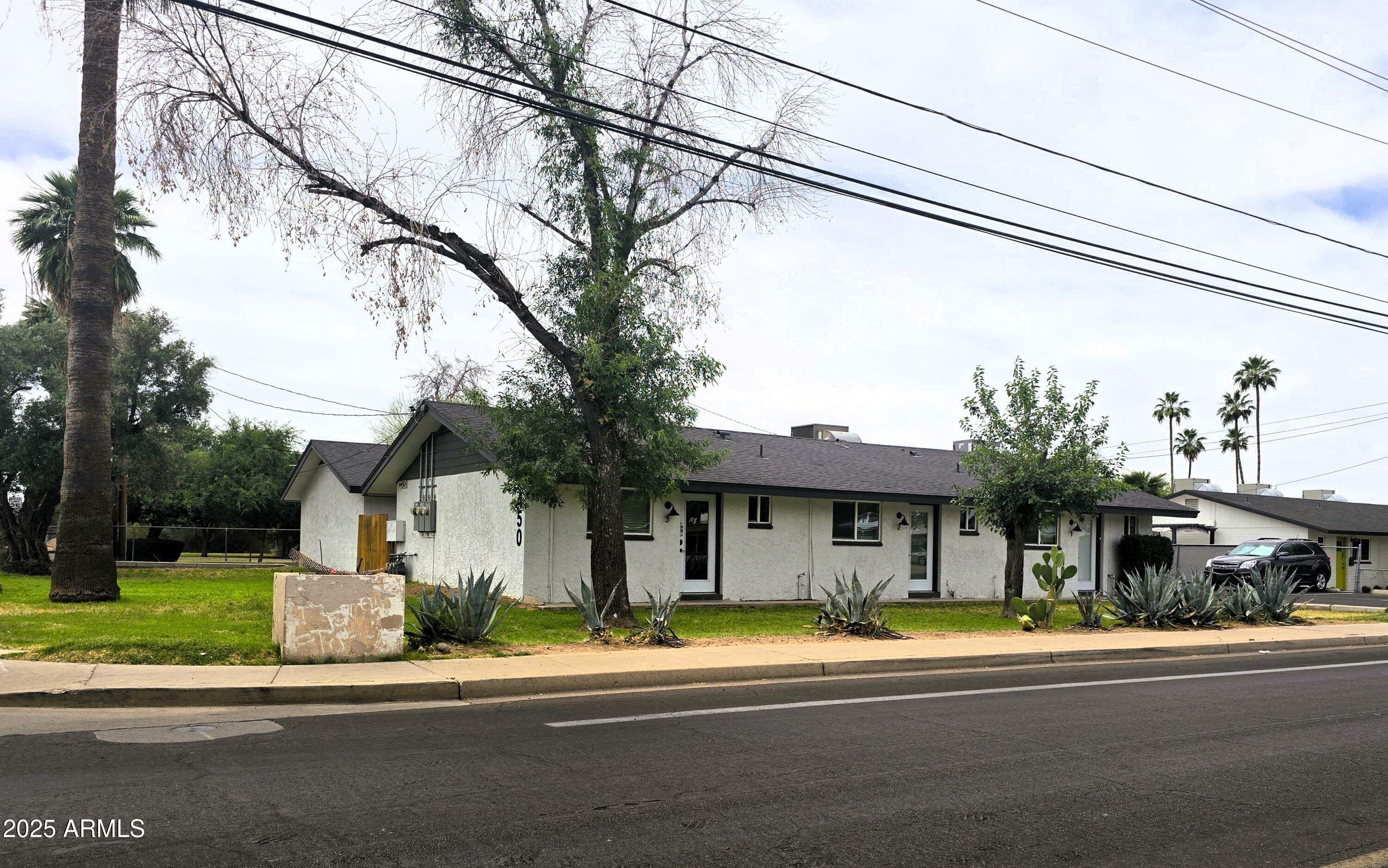 Property Photo: 4450 N Longview Avenue AZ 85014