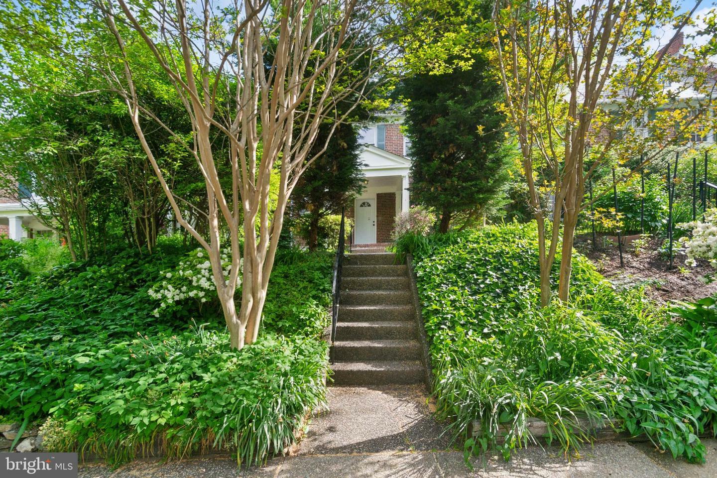 Property Photo: 216 Homewood Terrace MD 21218