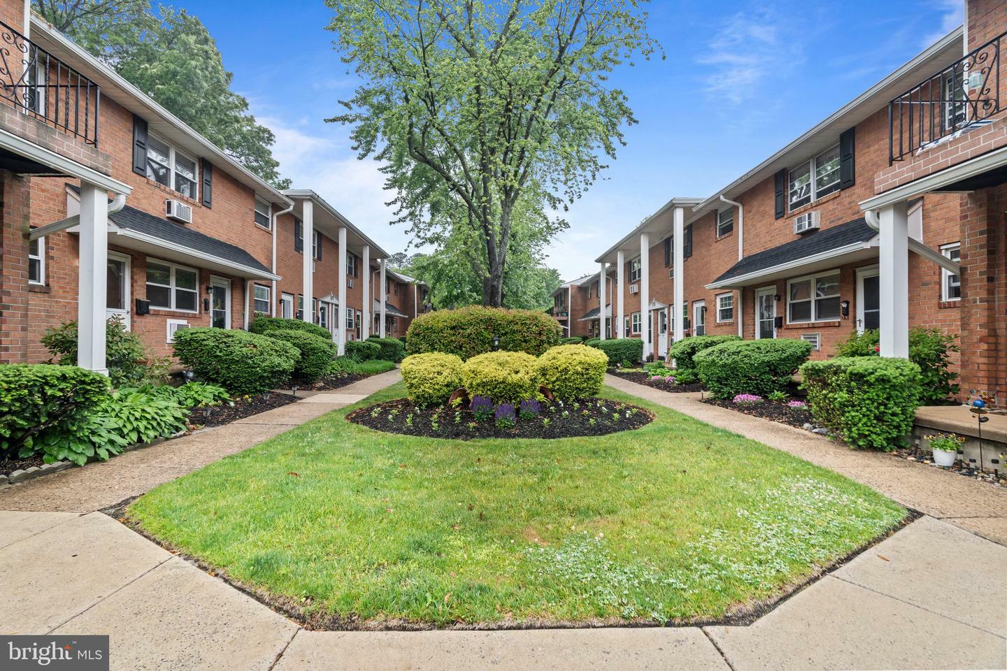 Property Photo: 340 Woodlawn Terrace NJ 08108