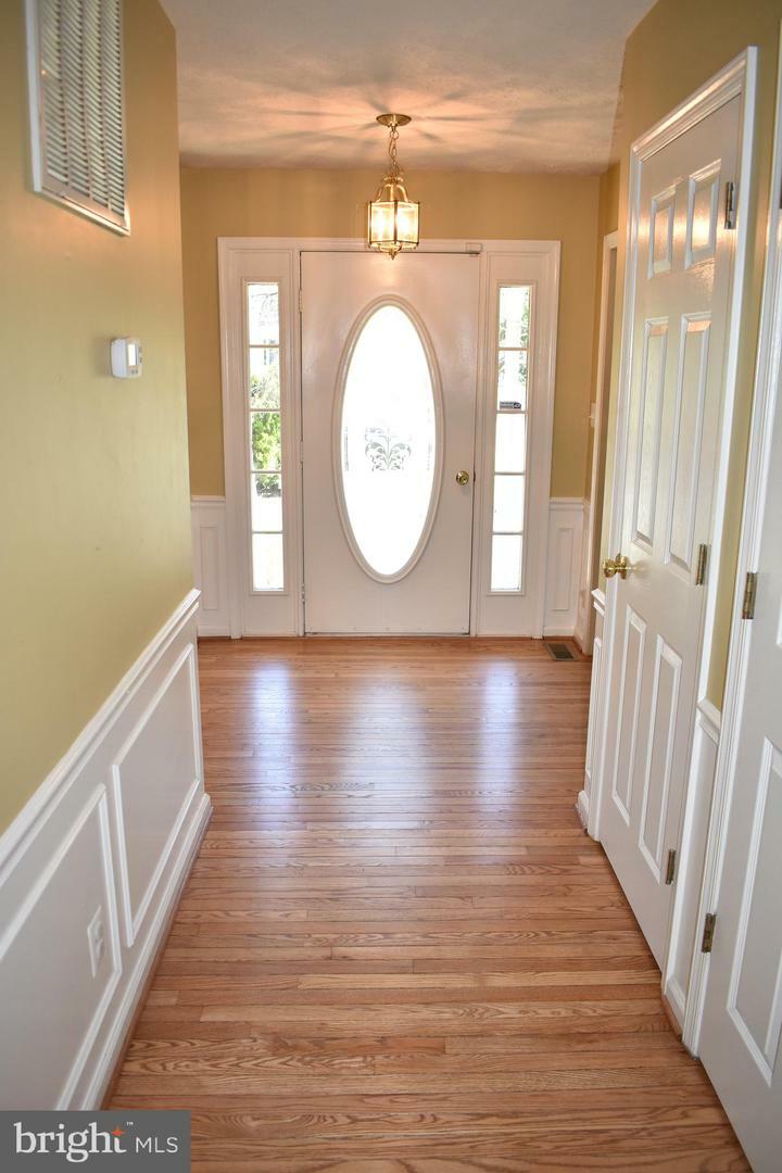 Property Photo: 11502 Duchess Drive VA 22408