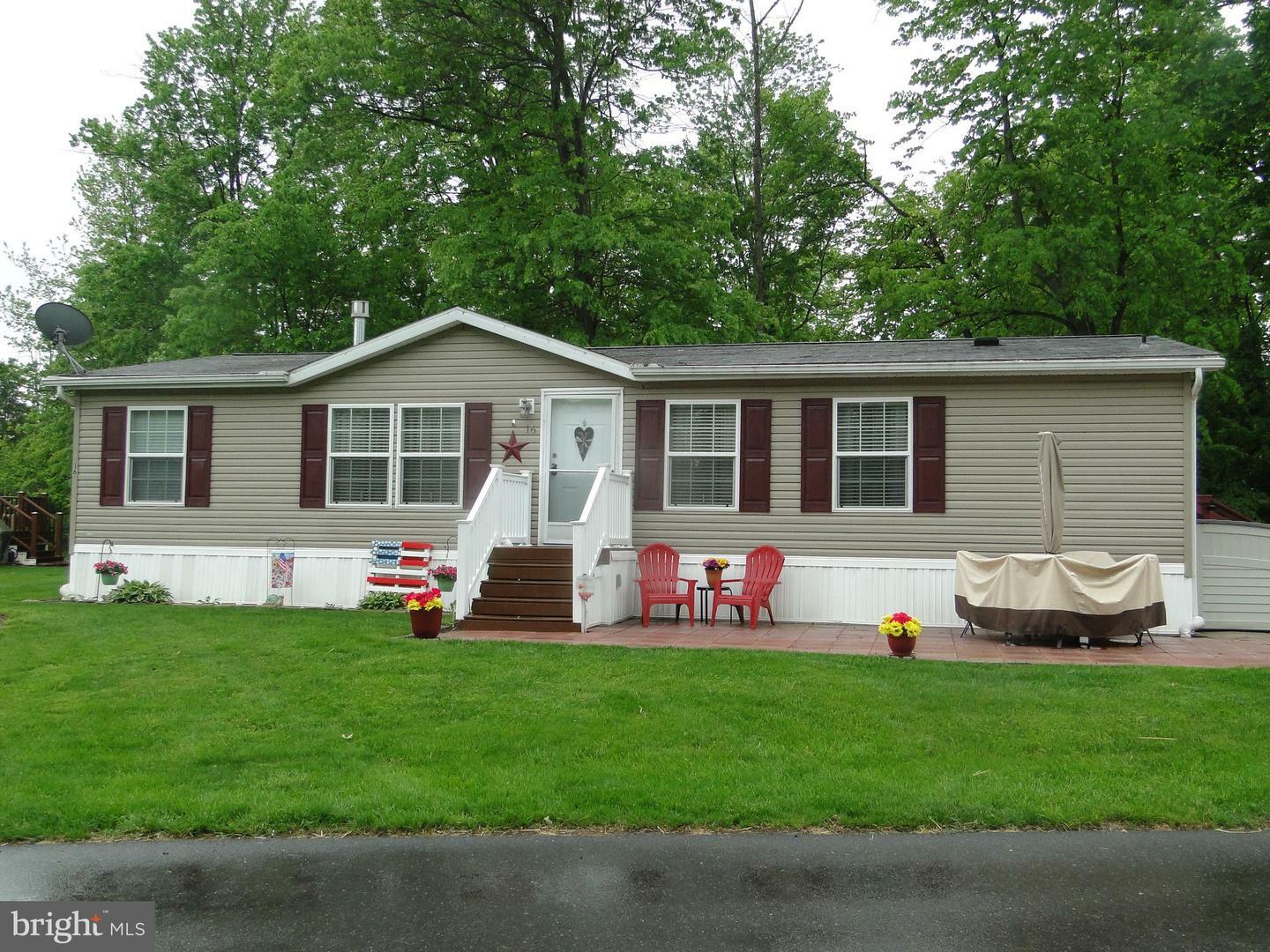 16 Skyview Drive  Quakertown PA 18951 photo