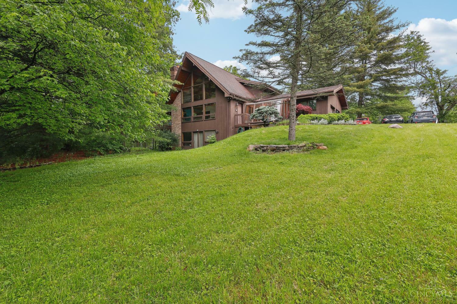 Property Photo: 915 Nordyke Road OH 45255