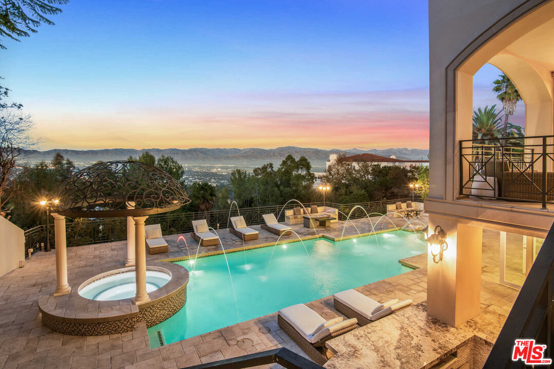 Property Photo:  12063 Crest Ct  CA 90210 